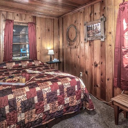 Apache Village 5, Queen Bed, Midtown, Sleeps 2 Ruidoso Exterior foto