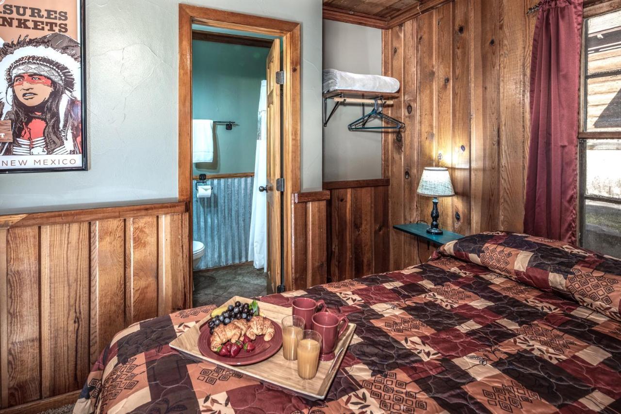 Apache Village 5, Queen Bed, Midtown, Sleeps 2 Ruidoso Exterior foto