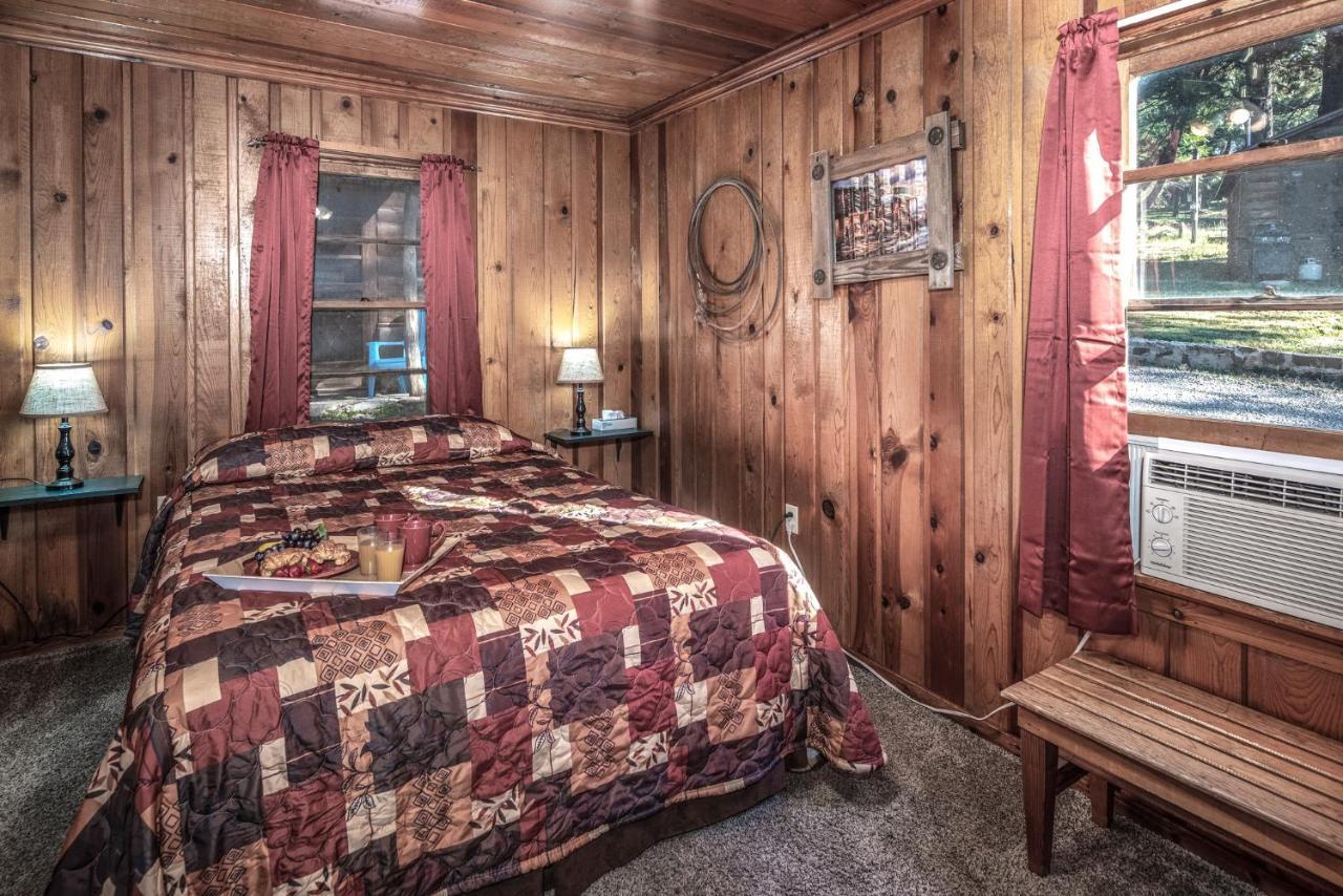 Apache Village 5, Queen Bed, Midtown, Sleeps 2 Ruidoso Exterior foto